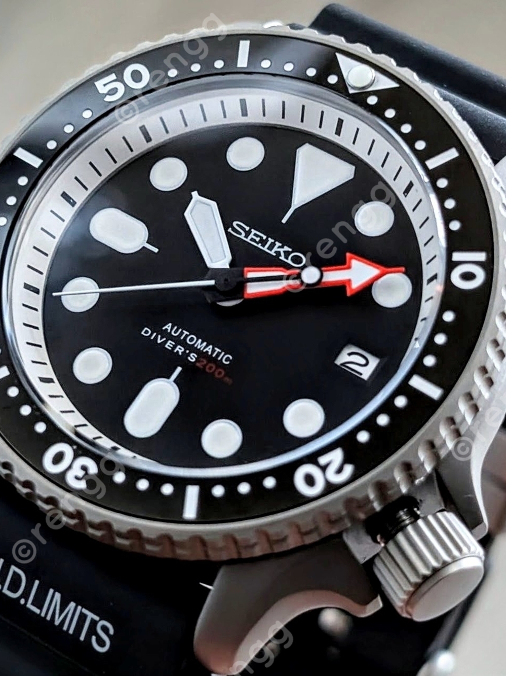 Seiko NH35A Automatic Titanium Black Diver's Mod Watch 200M 24jewels Excellent